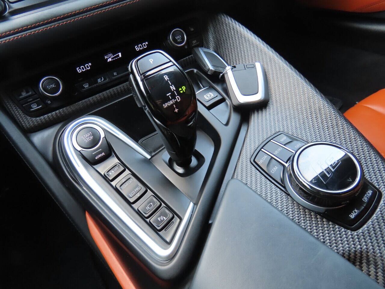 Used 2019 BMW i8 Roadster AWD/4WD image 44