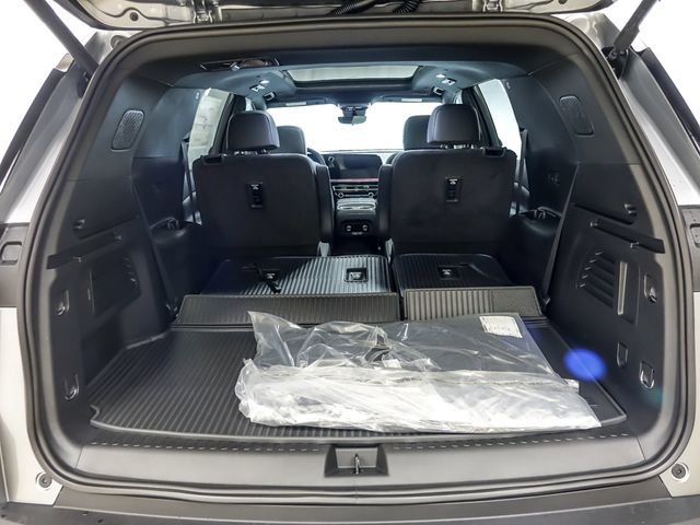 New 2026 Chevrolet Traverse Z71 w/ Driver Confidence Package AWD/4WD image 24