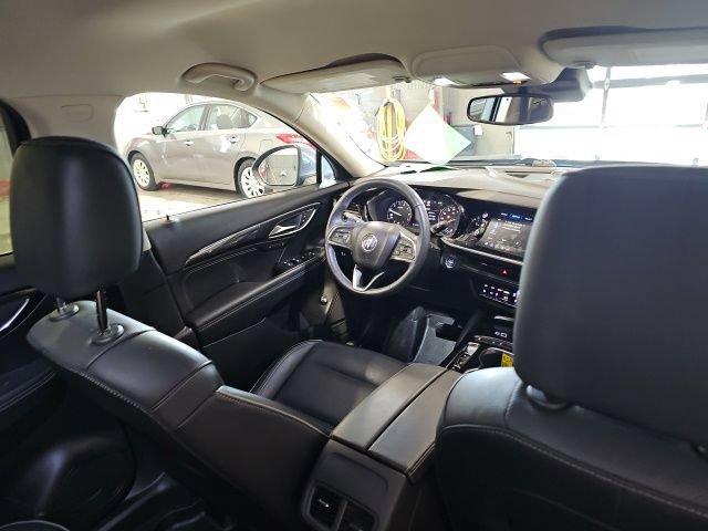 Used 2022 Buick Envision Essence w/ Safety Package FWD image 23