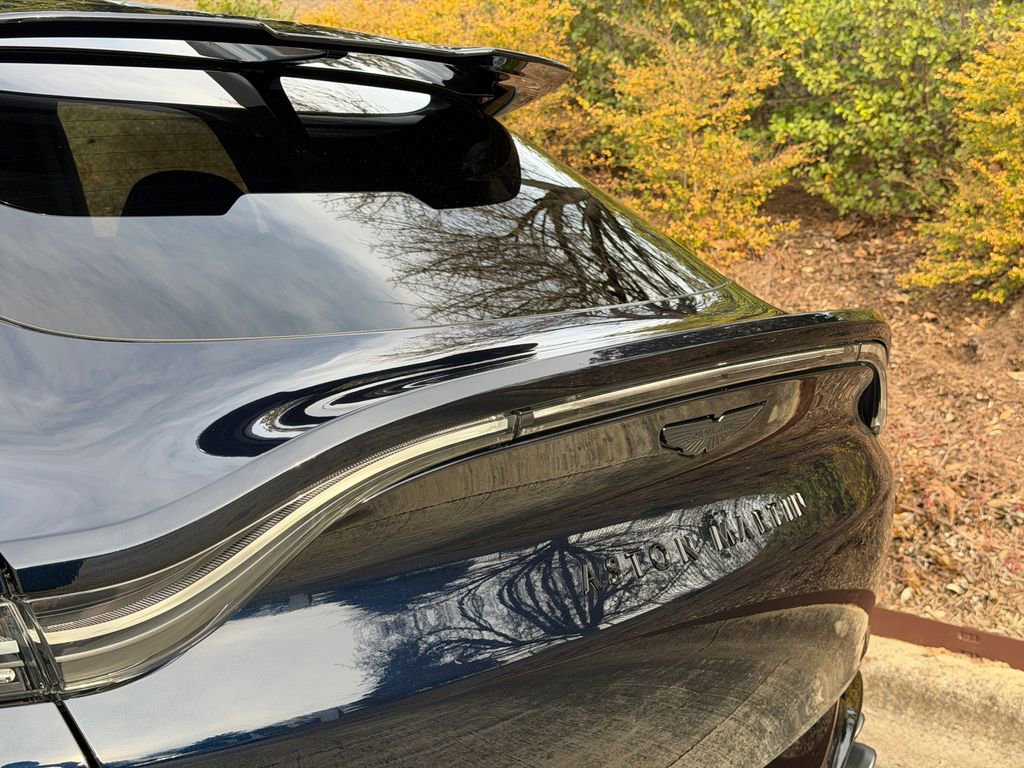 New 2026 Aston Martin DBX 707 image 8