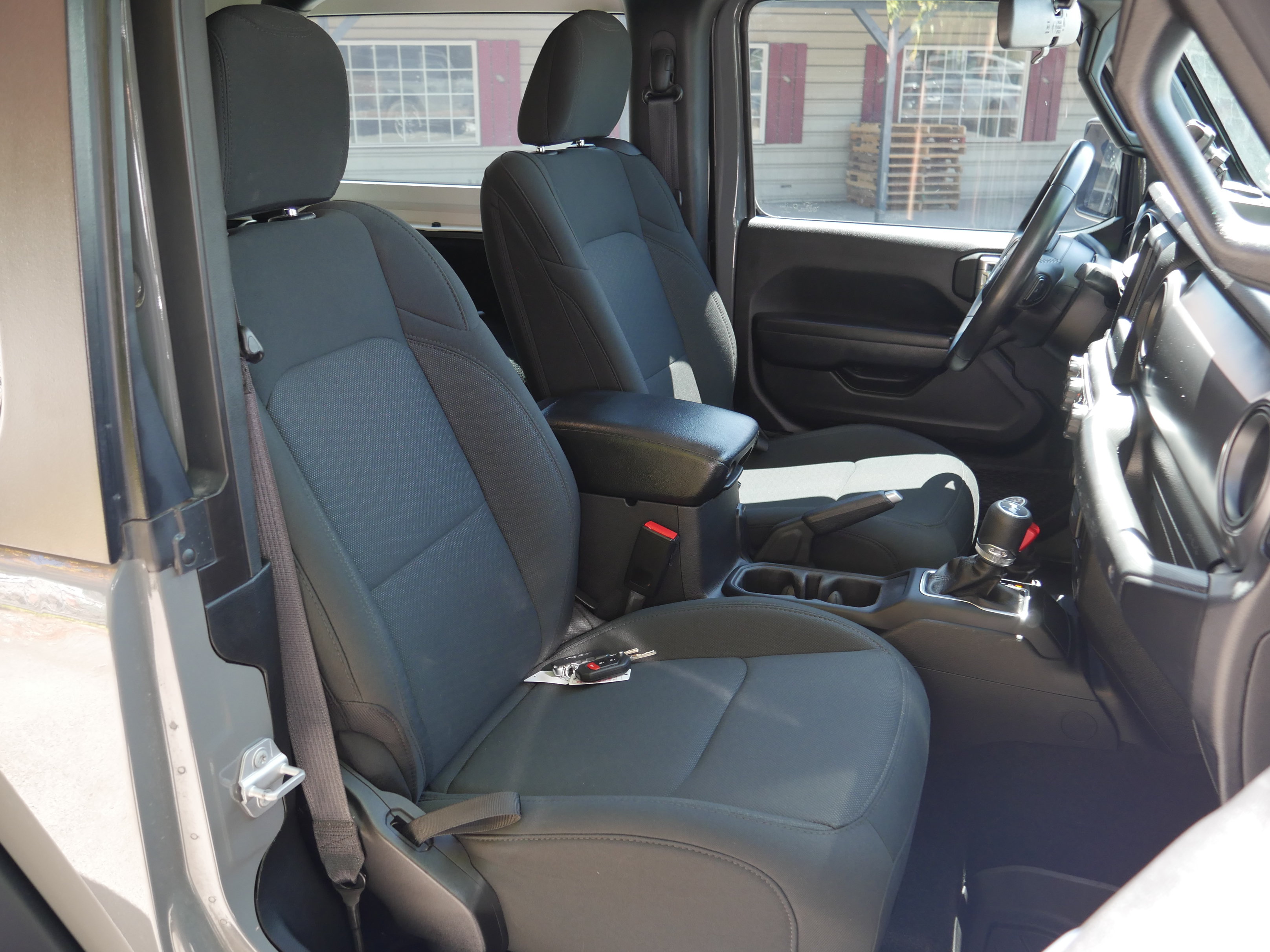 Used 2021 Jeep Wrangler Sport AWD/4WD image 26