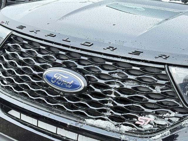 Certified 2022 Ford Explorer ST w/ Equipment Group 401A image 27