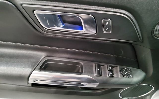 Used 2020 Ford Mustang GT Premium image 26