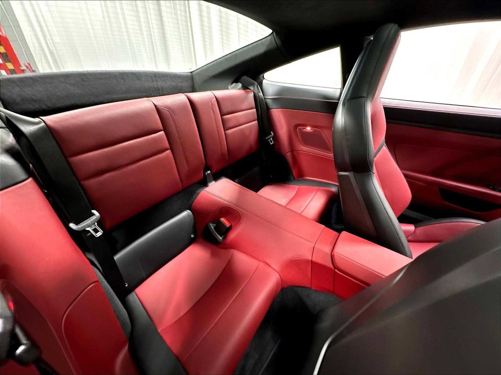 Used 2026 Porsche 911 Carrera GTS RWD image 30