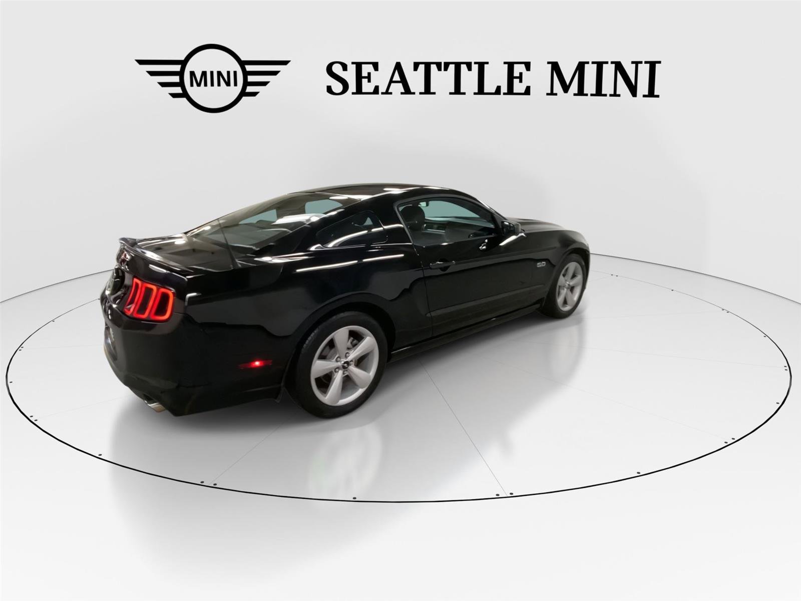 Used 2014 Ford Mustang GT w/ Equipment Group 301A RWD image 11