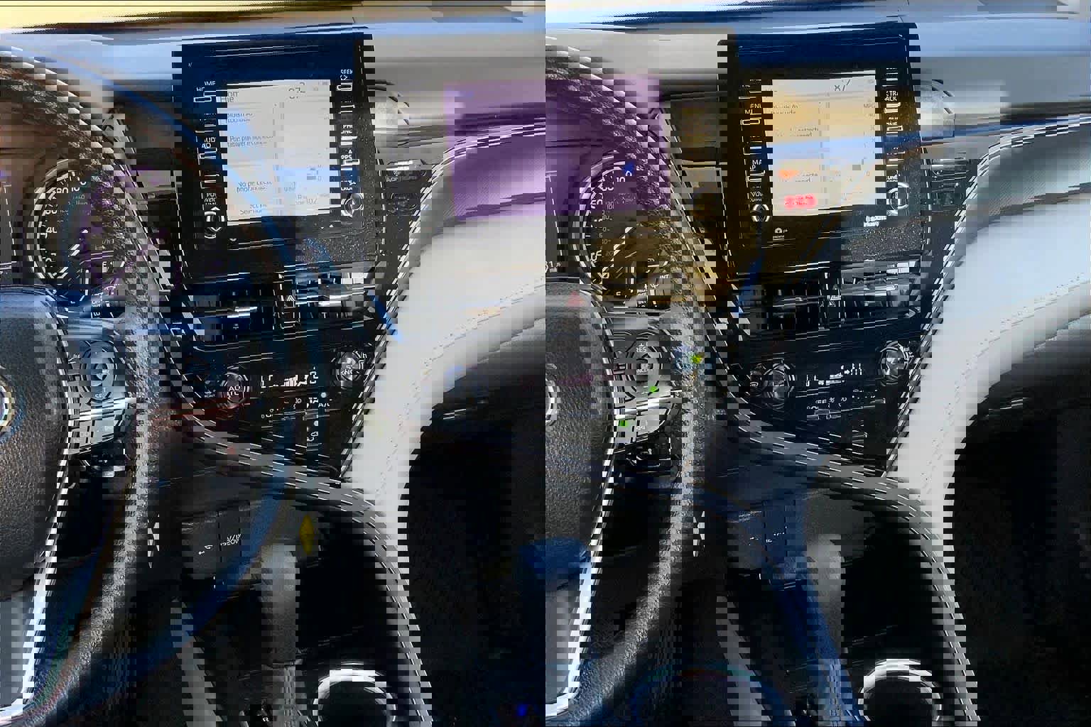 Used 2024 Toyota Camry LE image 7