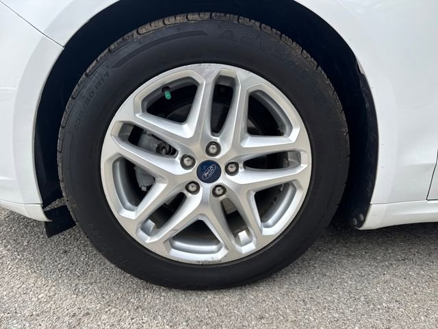 Used 2013 Ford Fusion SE FWD image 9