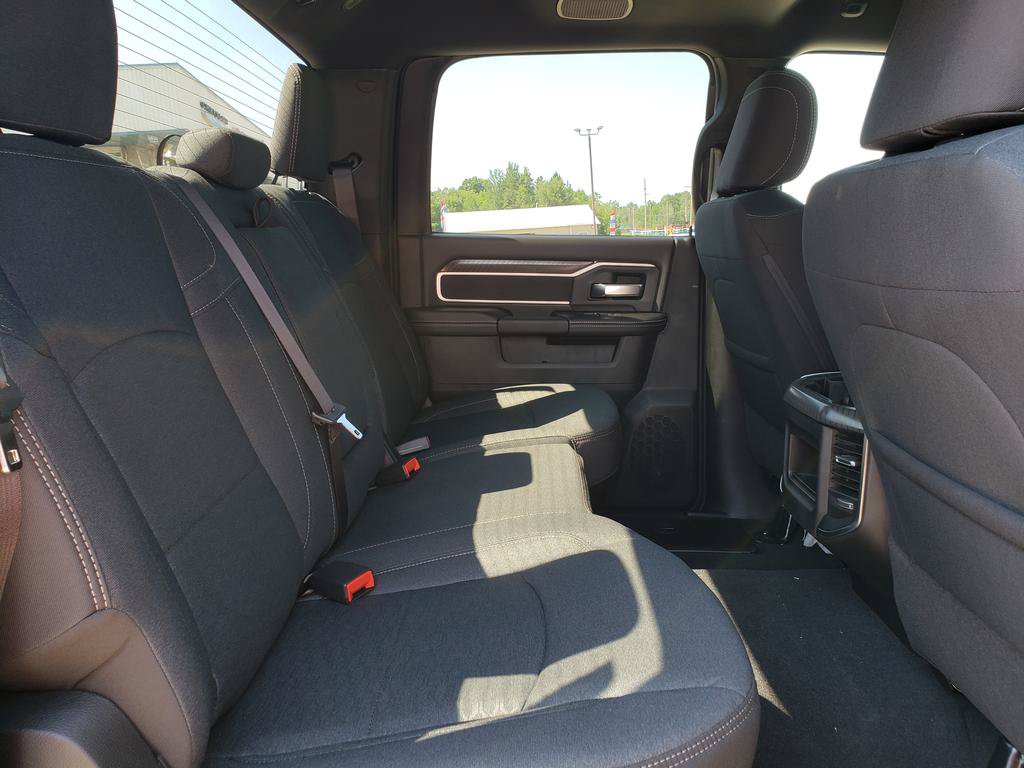 New 2026 RAM 2500 Big Horn AWD/4WD image 17
