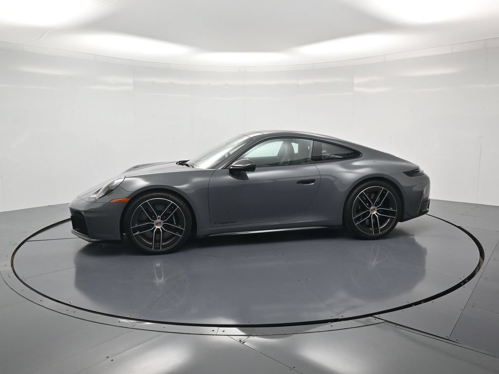 Used 2026 Porsche 911 Carrera GTS RWD image 2