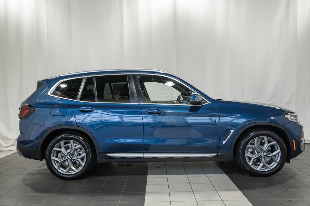 Used 2023 BMW X3 xDrive30i w/ Premium Package image 3