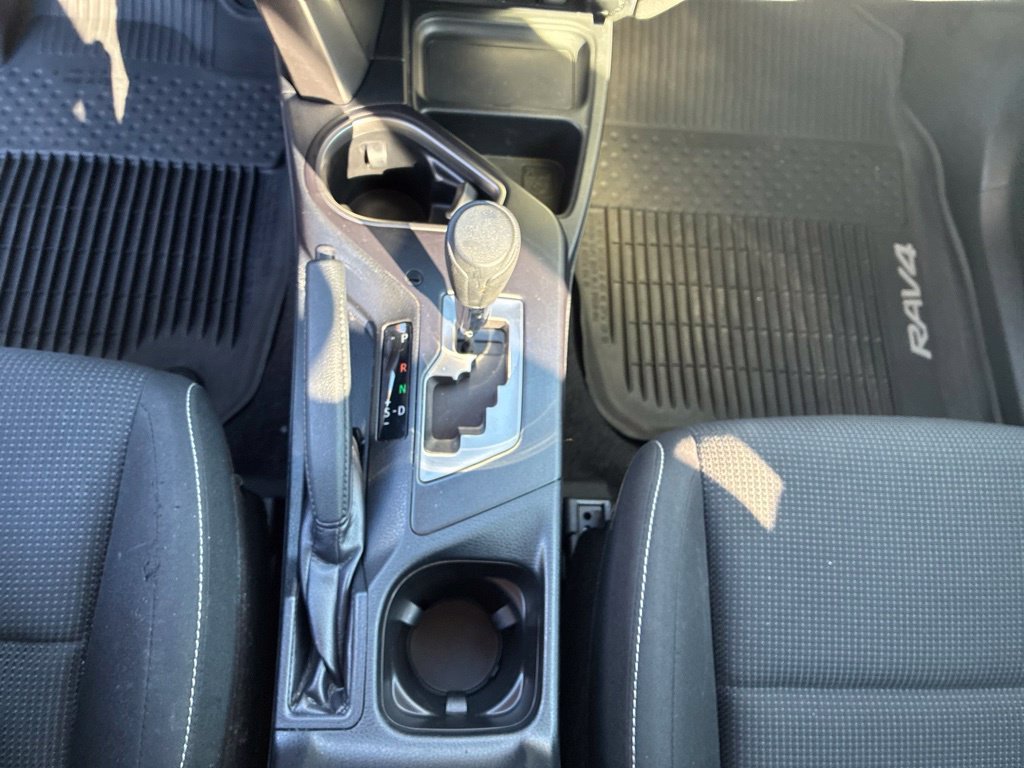 Used 2018 Toyota RAV4 XLE w/ Plus Extra Value Package AWD/4WD image 34