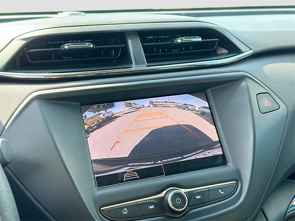 Used 2023 Chevrolet TrailBlazer LS image 16