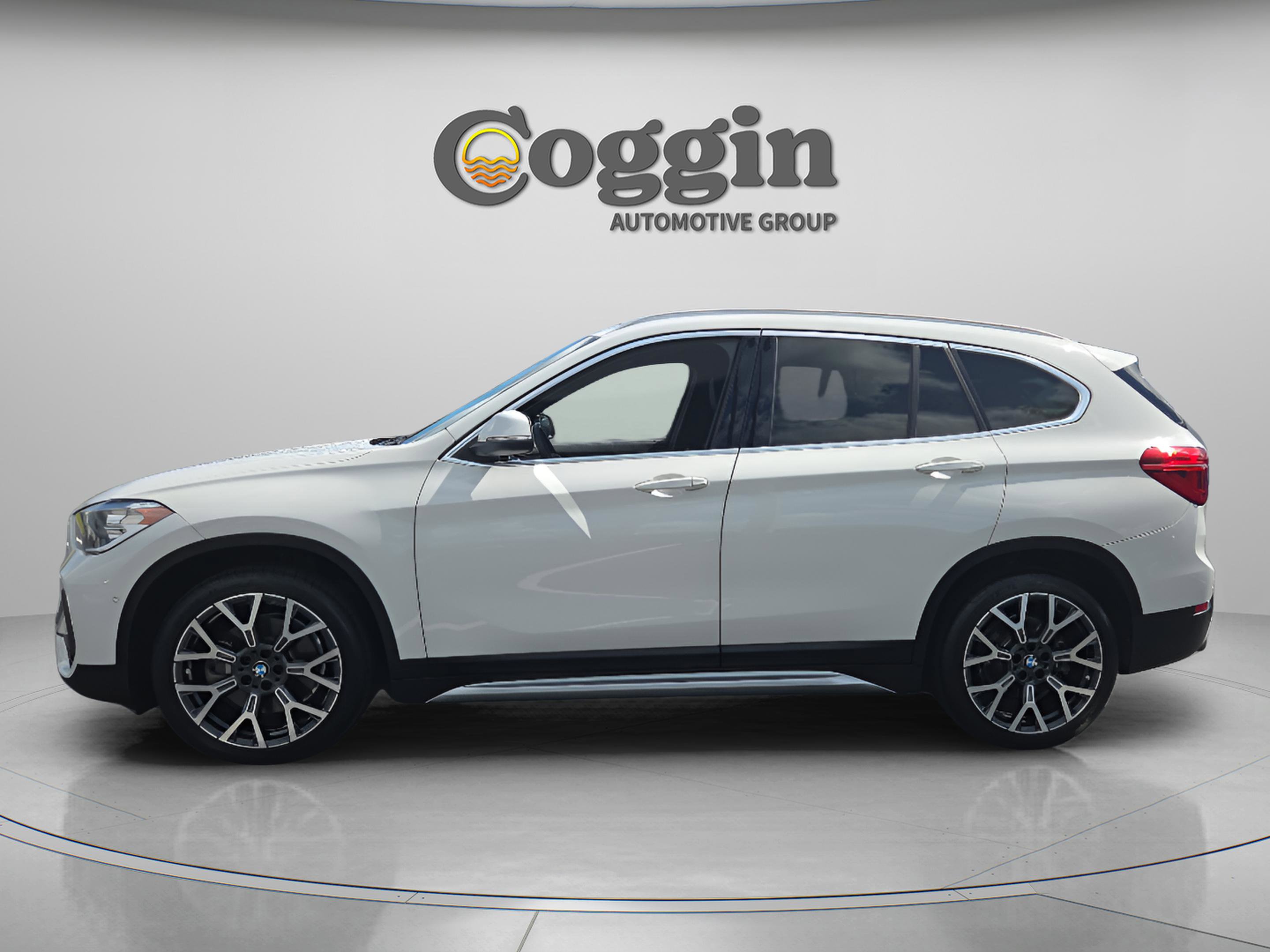 Used 2021 BMW X1 sDrive28i FWD image 2
