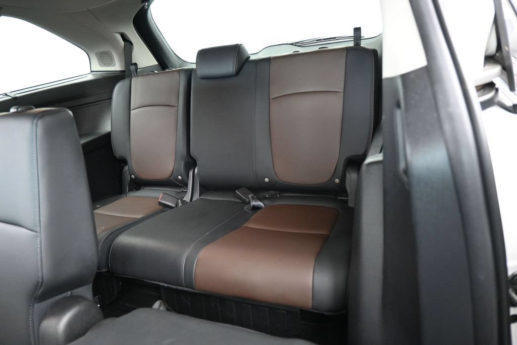 Used 2025 Honda Odyssey Elite image 37