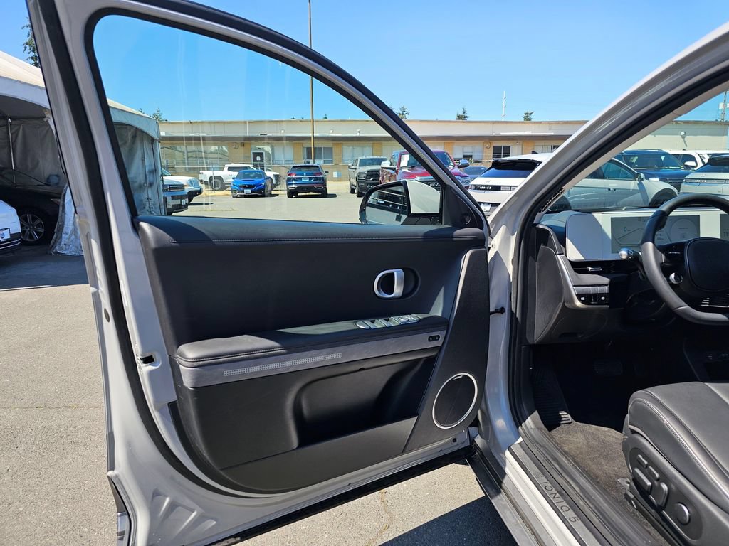 Used 2024 Hyundai Ioniq 5 Limited AWD/4WD image 18