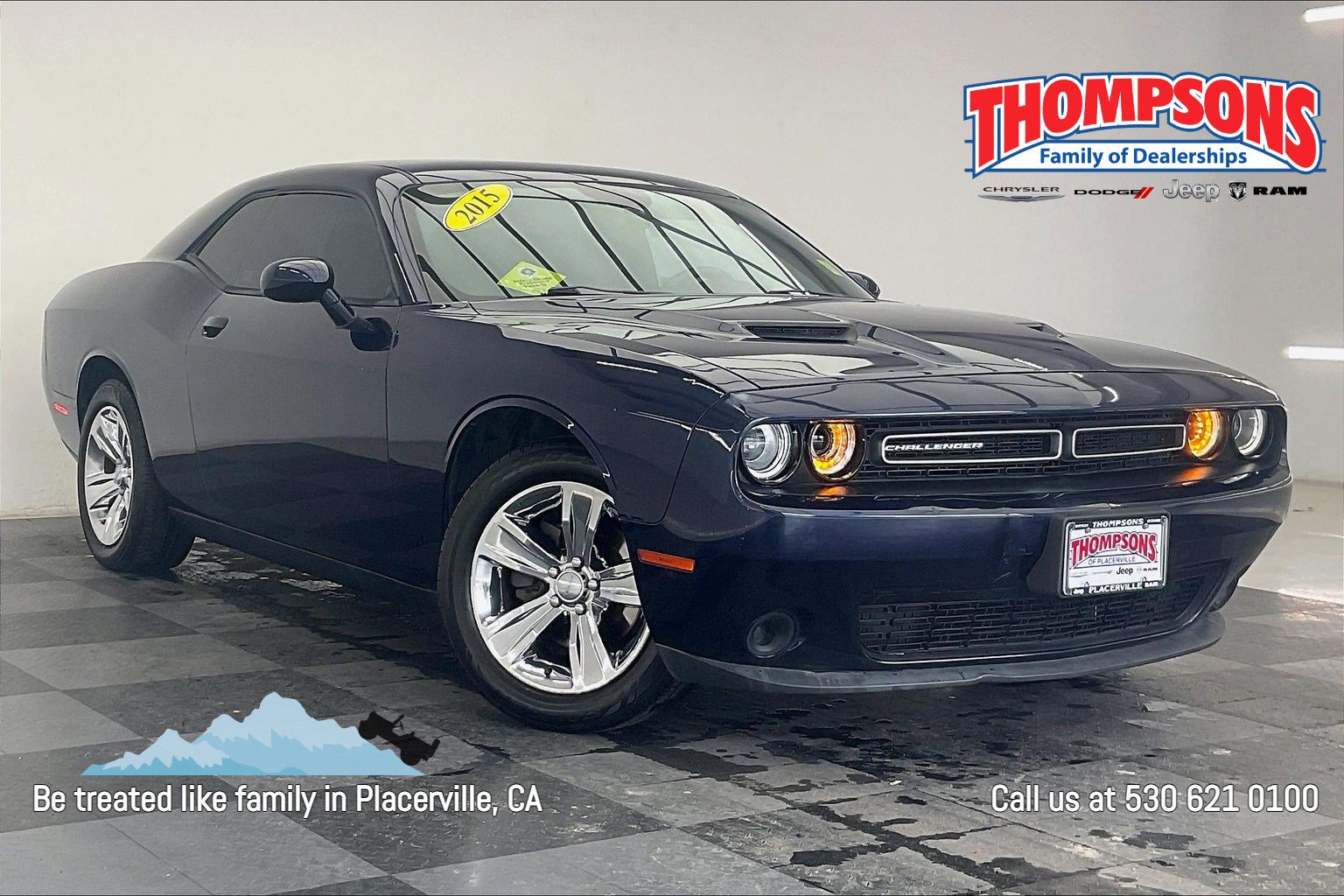 Used 2015 Dodge Challenger SXT w/ Driver Convenience Group RWD image 1
