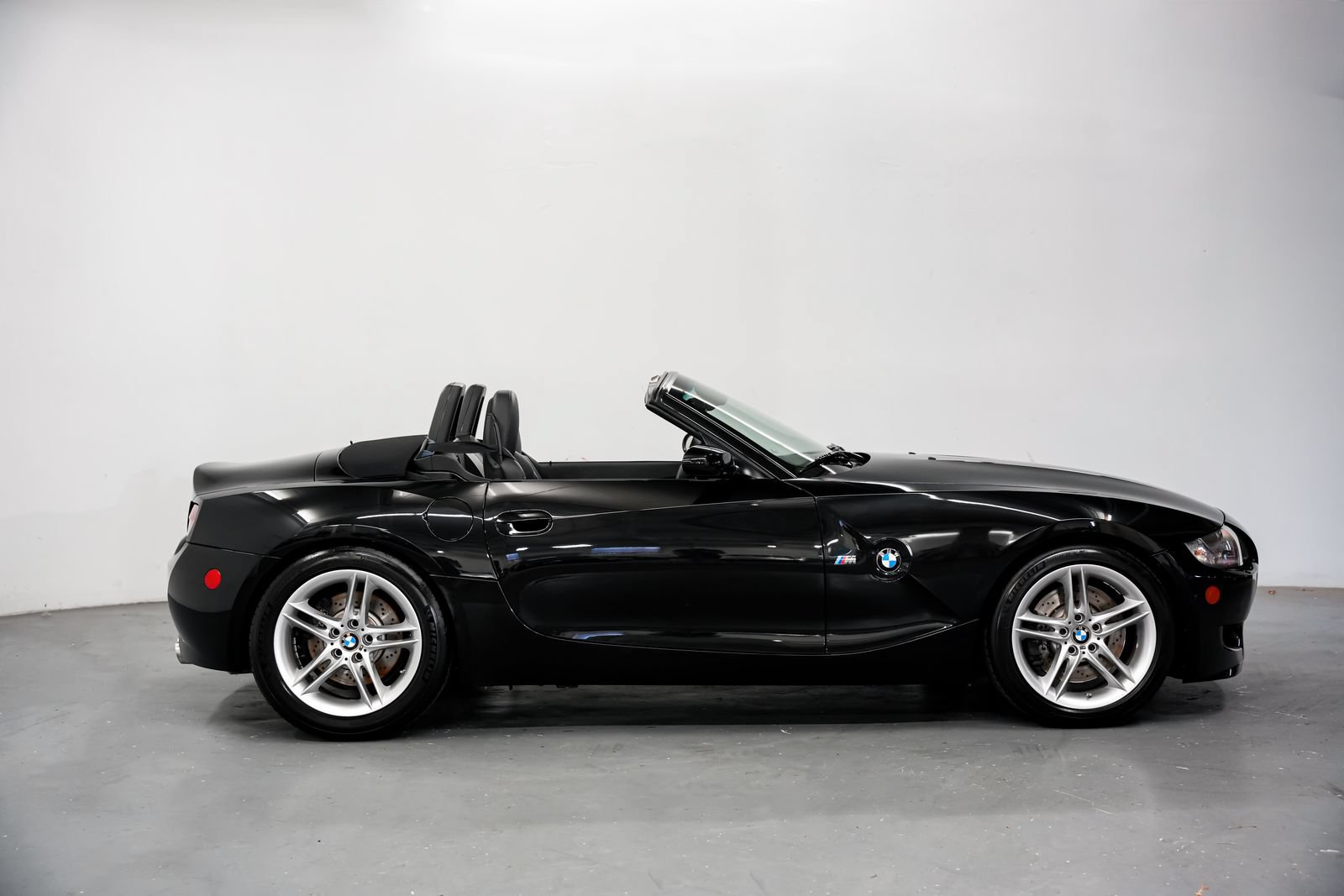 Used 2007 BMW M Roadster RWD image 2