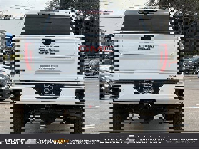 Certified 2024 GMC Sierra 2500 AT4 w/ AT4 Preferred Package image 8