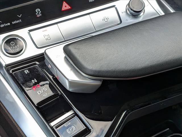 Certified 2023 Audi e-tron Premium Plus w/ Premium Plus Package AWD/4WD image 12