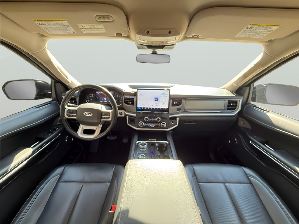 Used 2022 Ford Expedition XLT AWD/4WD image 9