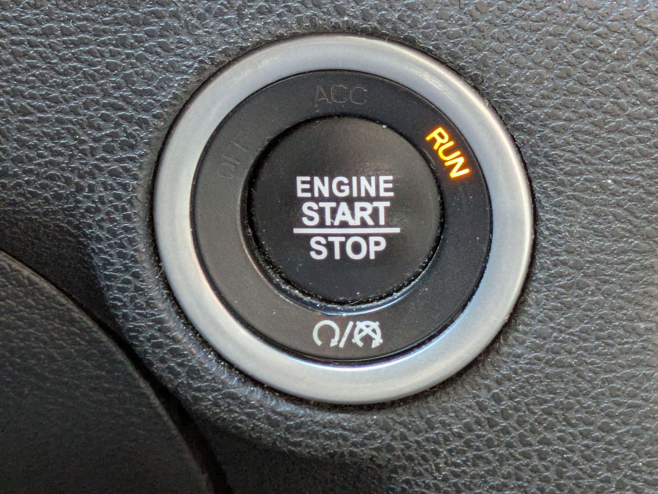 Used 2019 Dodge Charger R/T w/ Blacktop Package RWD image 17