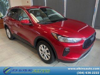 Used 2023 Ford Escape Active w/ Tech Pack #2 AWD/4WD image 1