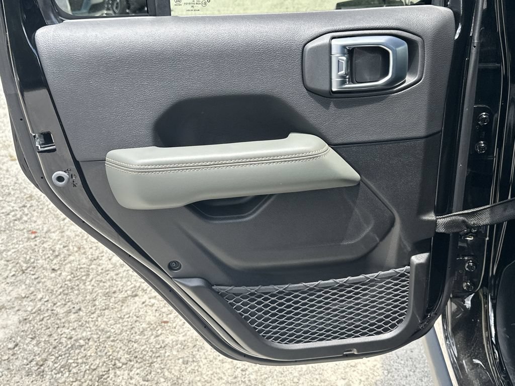 New 2026 Jeep Gladiator Mojave AWD/4WD image 21