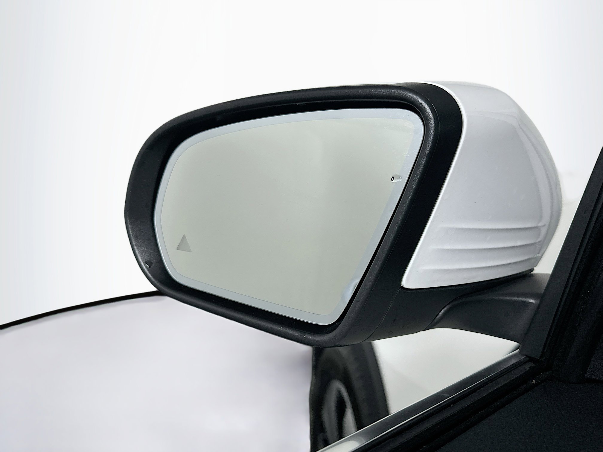 Used 2024 Mercedes-Benz EQB 250+ image 16