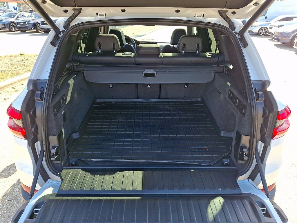 Used 2021 BMW X5 xDrive40i w/ Convenience Package AWD/4WD image 30