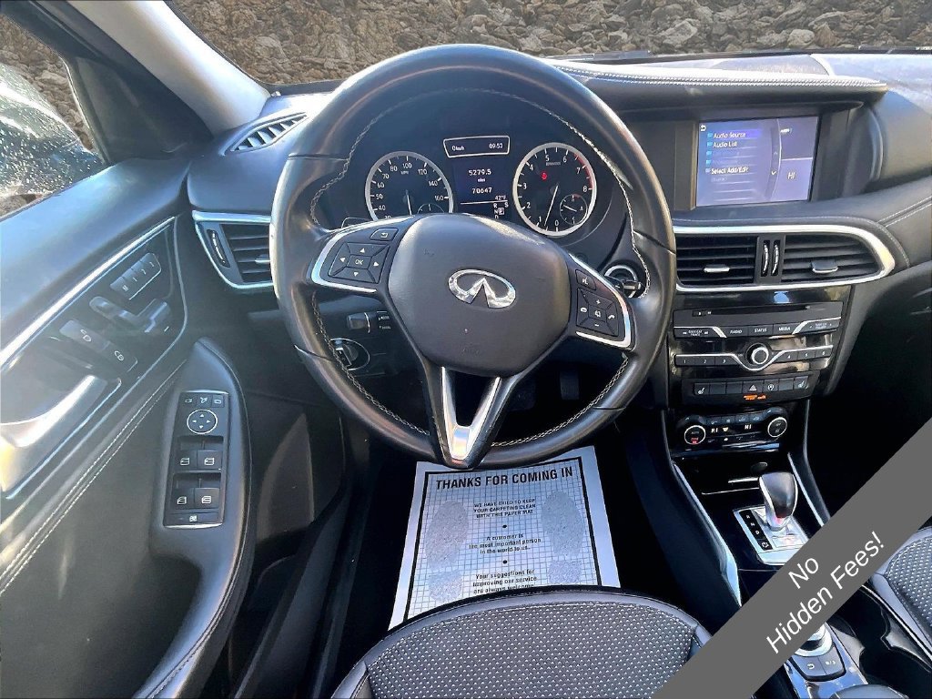 Used 2018 INFINITI QX30 AWD image 3