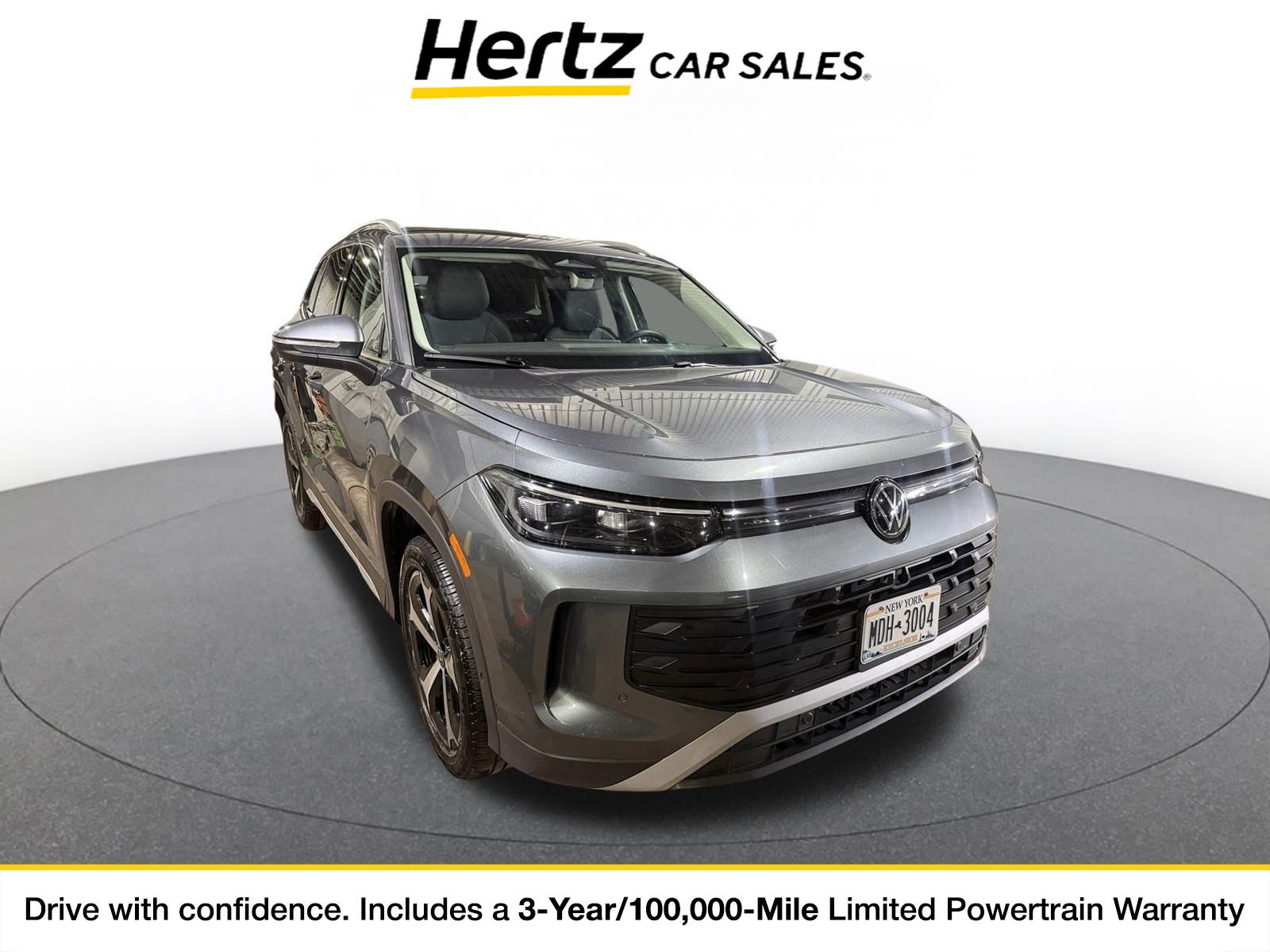 Used 2026 Volkswagen Tiguan SE AWD/4WD image 1