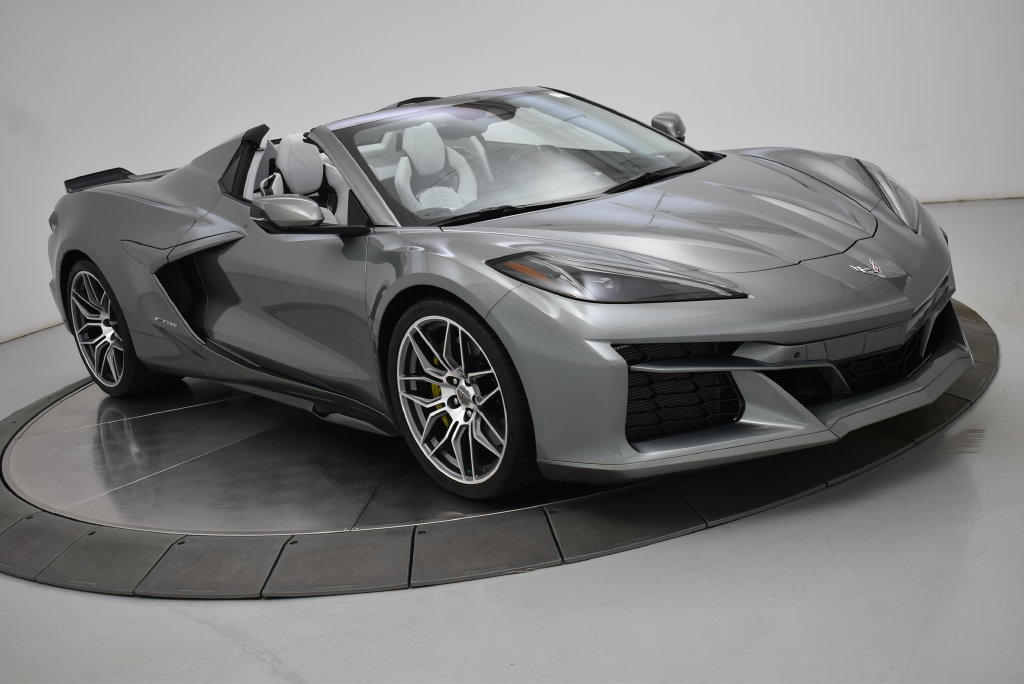 Used 2024 Chevrolet Corvette Z06 RWD image 39