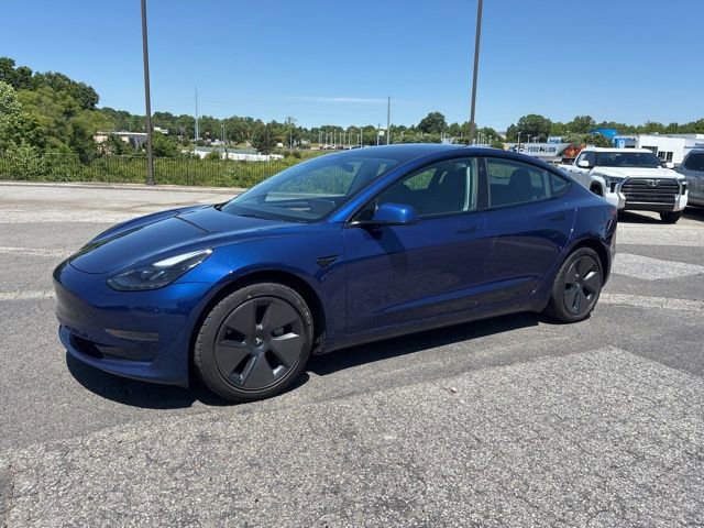 Used 2023 Tesla Model 3 Standard Range RWD image 3