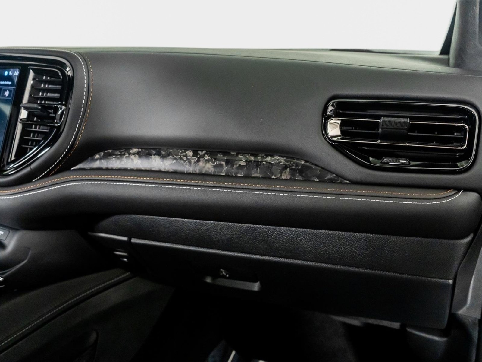 Used 2025 Dodge Durango SRT Hellcat AWD/4WD image 48
