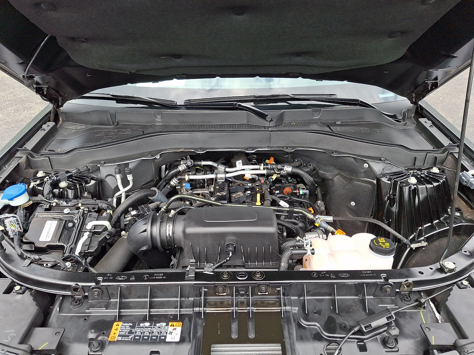 Certified 2023 Ford Explorer XLT AWD/4WD image 29