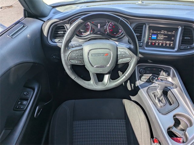 Used 2022 Dodge Challenger SXT image 16