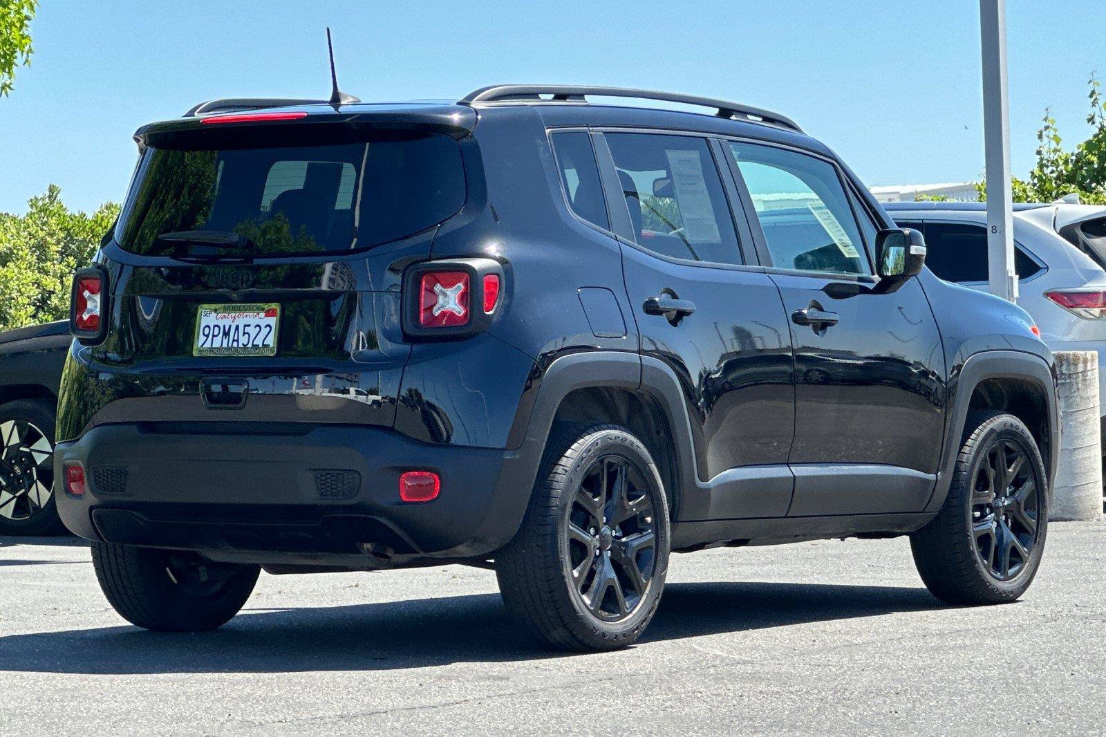 Certified 2023 Jeep Renegade Altitude w/ Convenience Group I AWD/4WD image 4