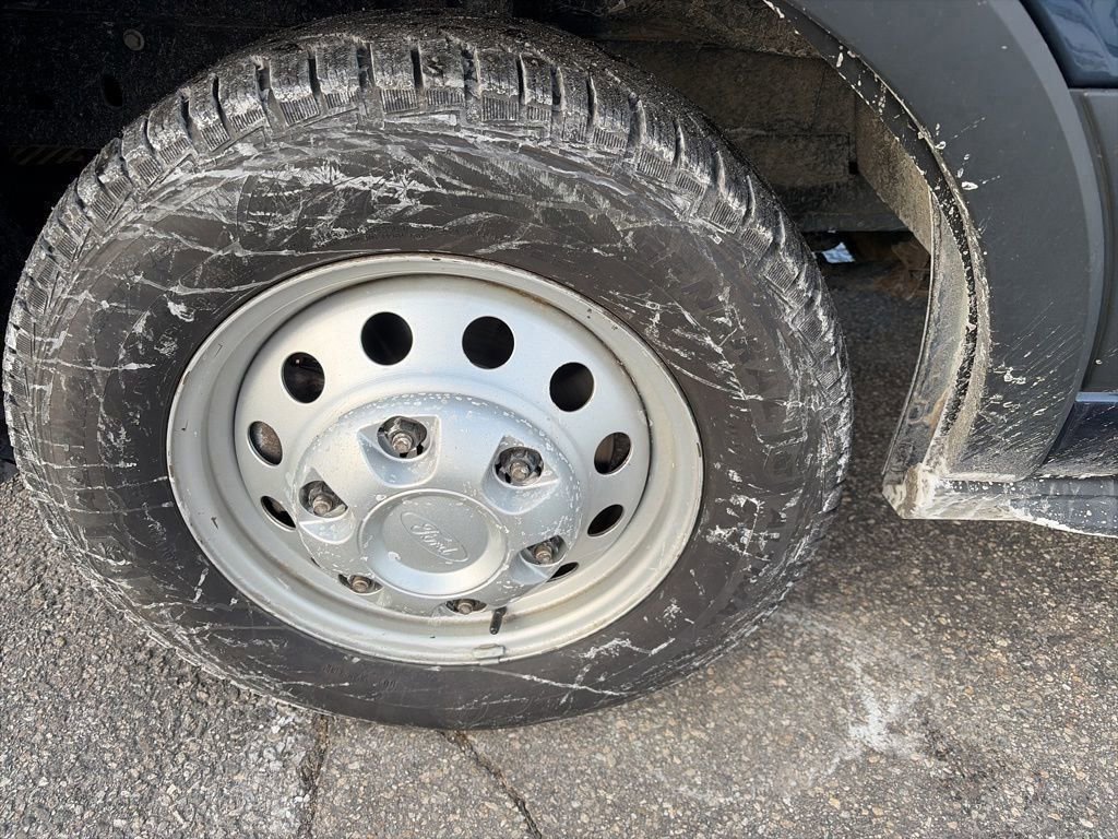 Used 2022 Ford Transit 250 Low Roof AWD image 21