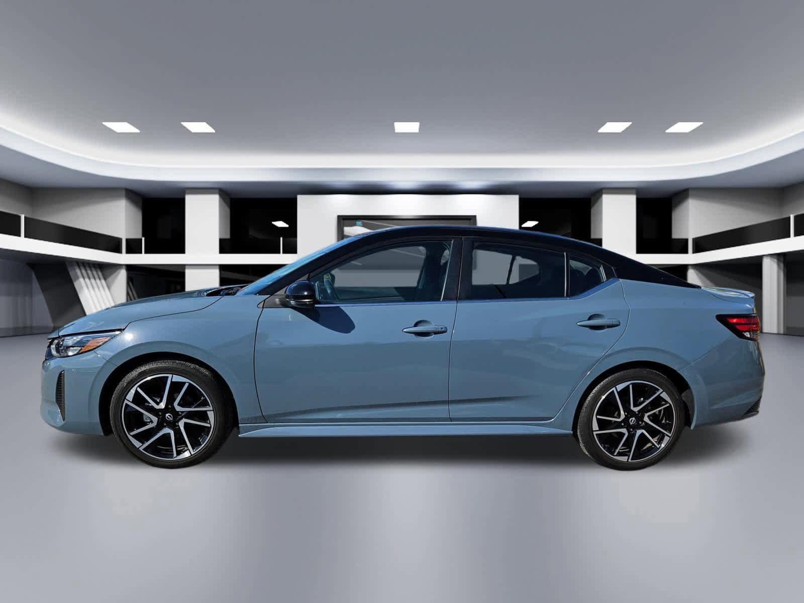 Used 2024 Nissan Sentra SR FWD image 3