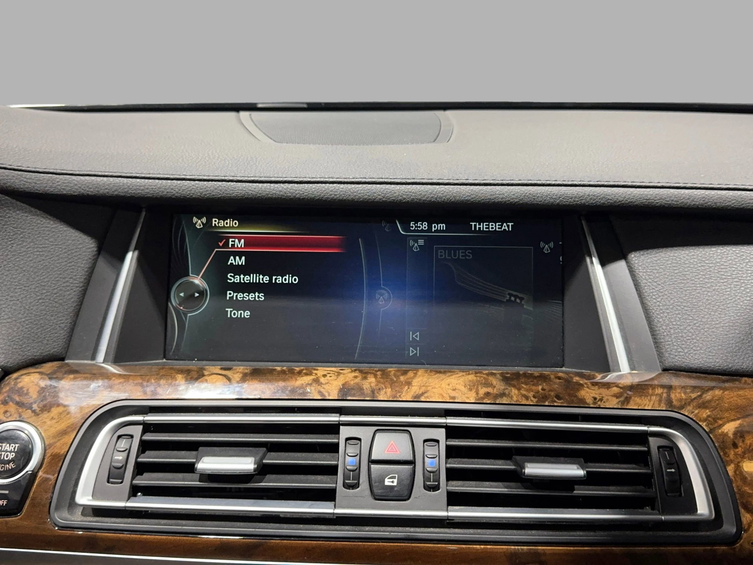 Used 2013 BMW 740Li image 38