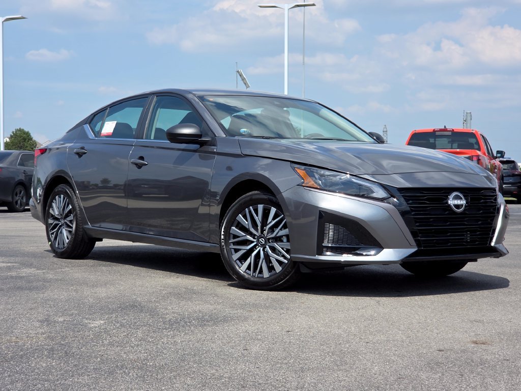 New 2026 Nissan Altima 2.5 SV
