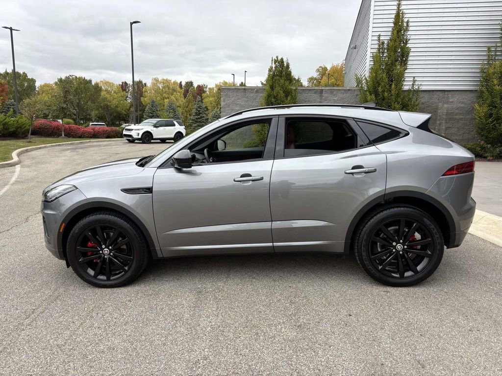 Used 2024 Jaguar E-PACE R-Dynamic SE image 8