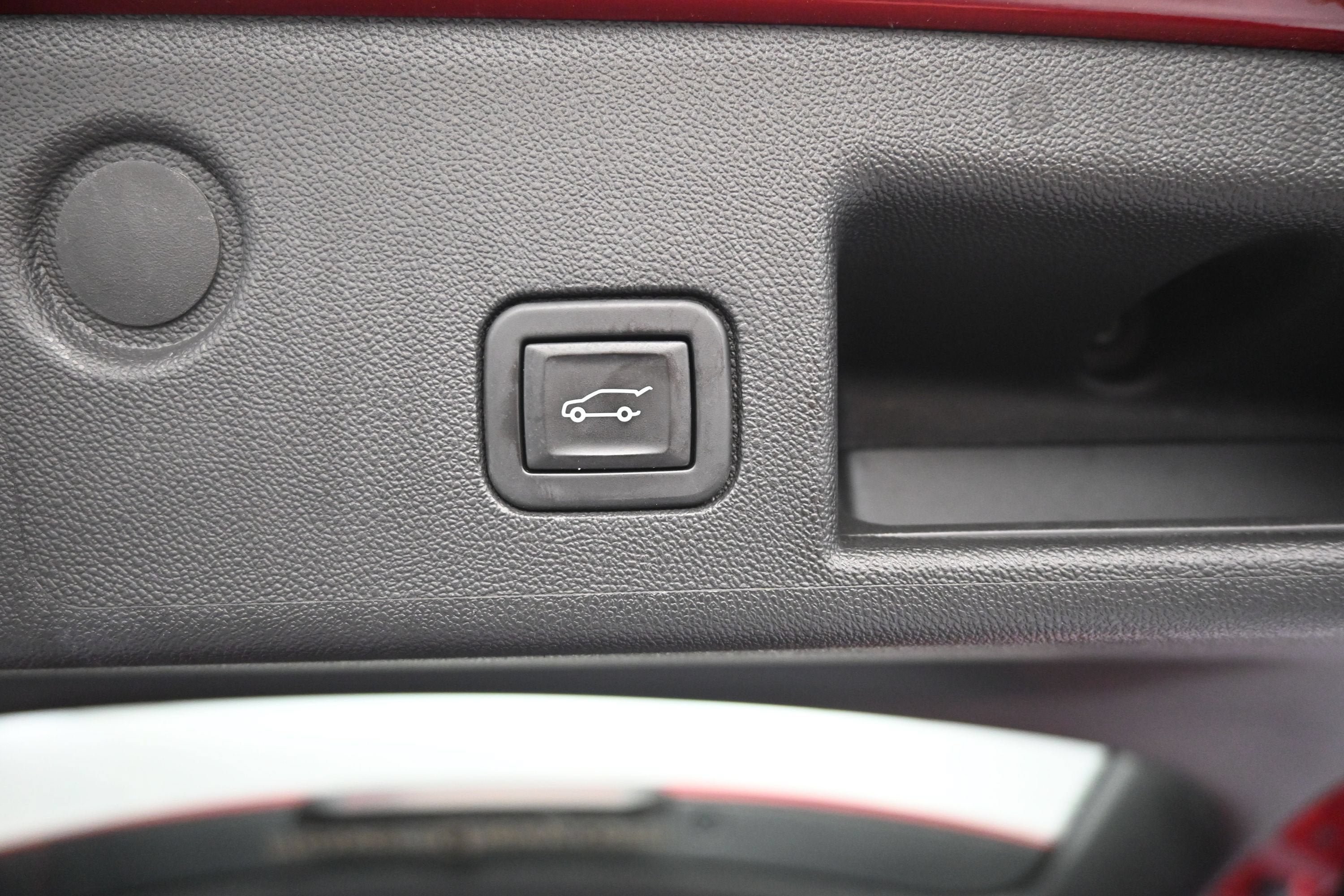 Certified 2023 Chevrolet Equinox RS FWD image 30