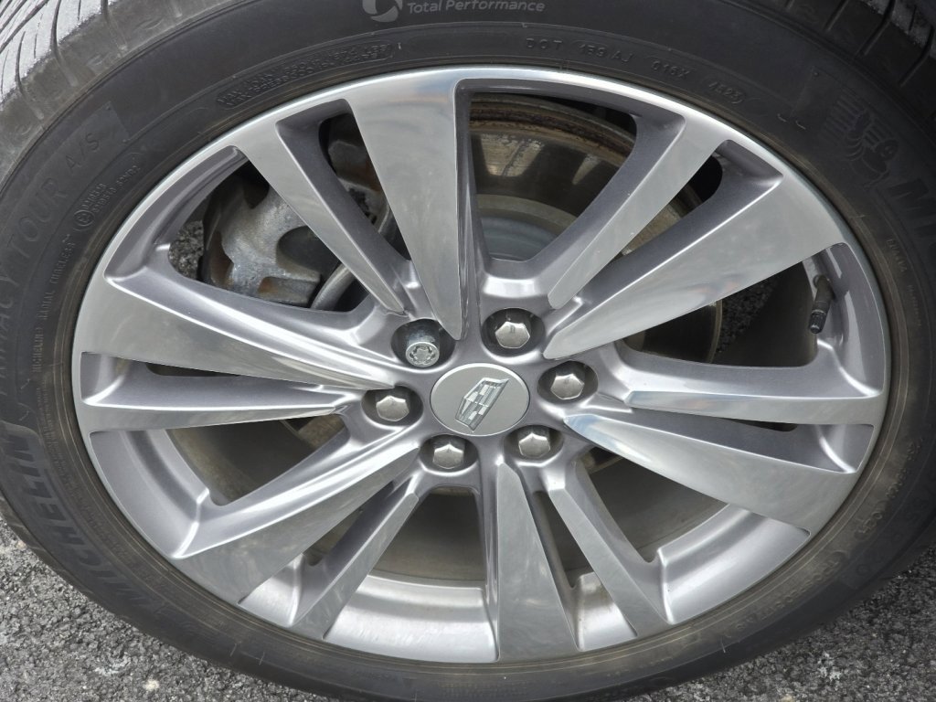 Used 2024 Cadillac XT6 Premium Luxury w/ LPO, Floor Liner Package image 34