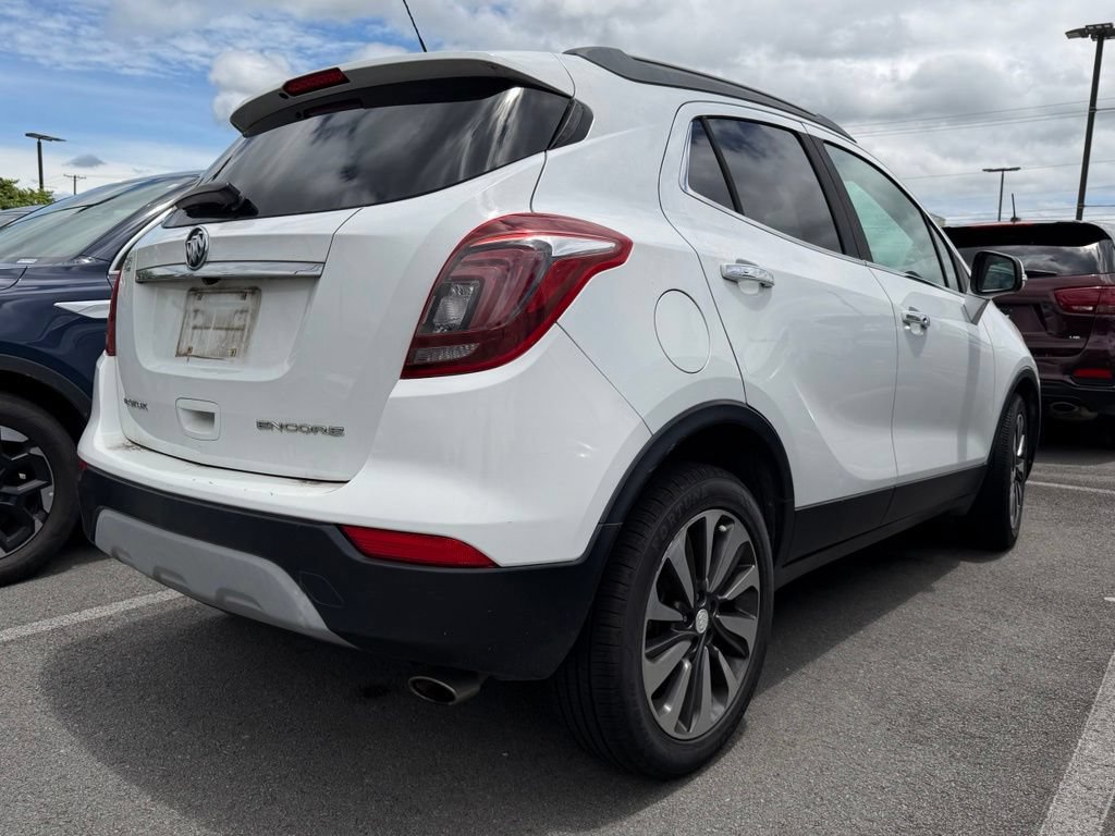 Used 2018 Buick Encore Essence FWD image 6
