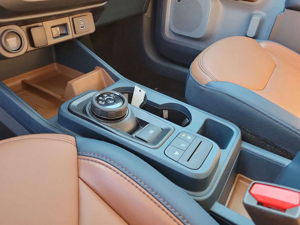 Certified 2024 Ford Maverick Lariat image 29