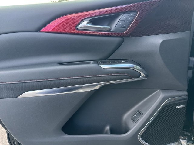 Used 2024 Chevrolet Traverse RS image 9