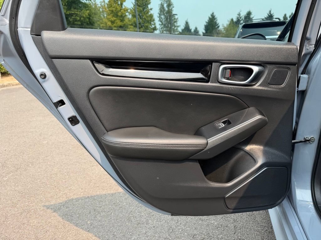 Used 2022 Honda Civic Touring image 30