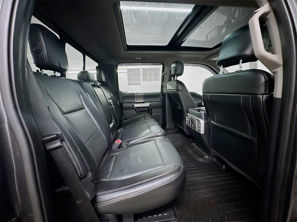 Used 2017 Ford F350 Lariat image 24