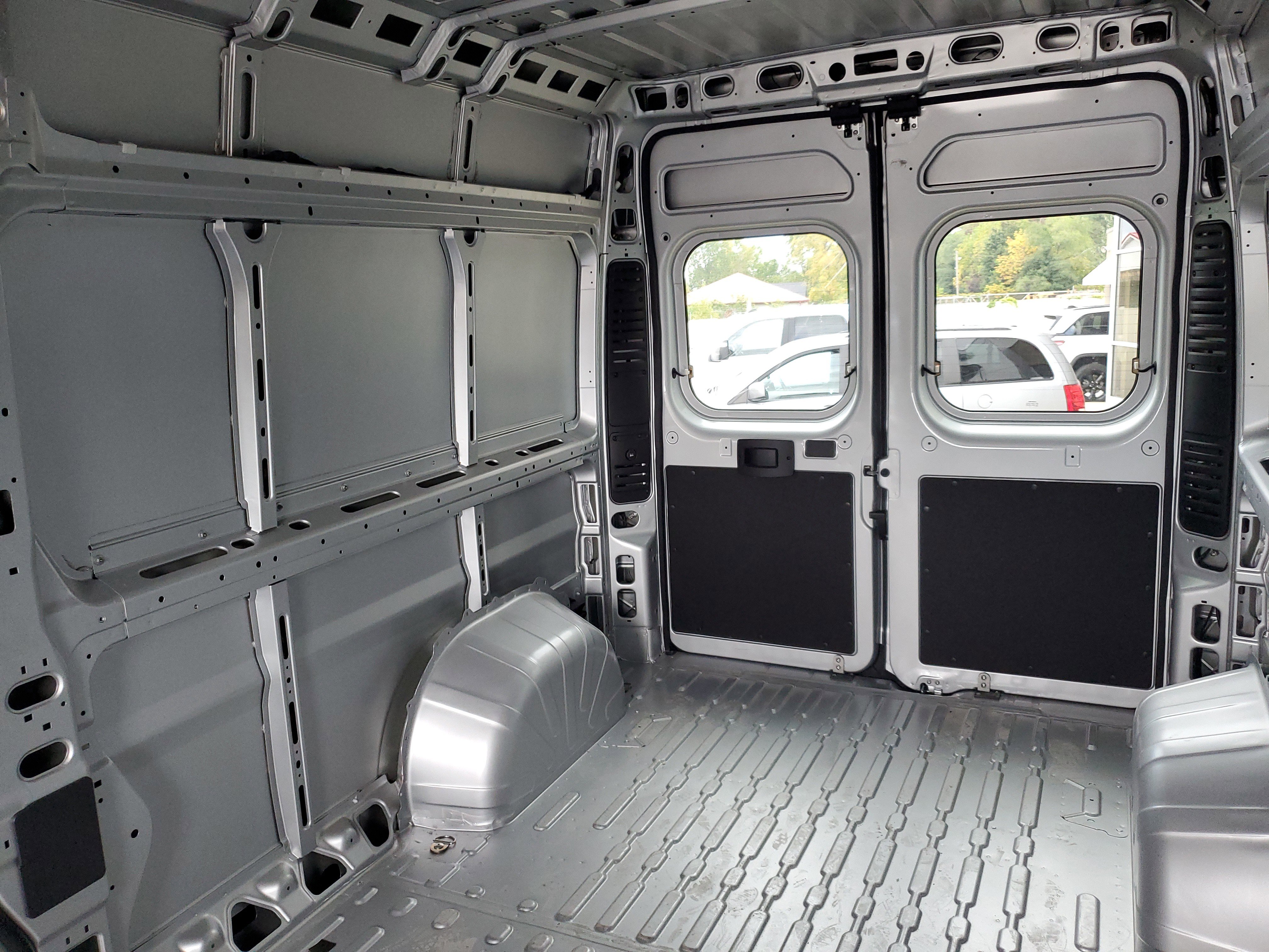 Used 2025 RAM ProMaster 2500 w/ Quick Order Package 22G SLT image 22